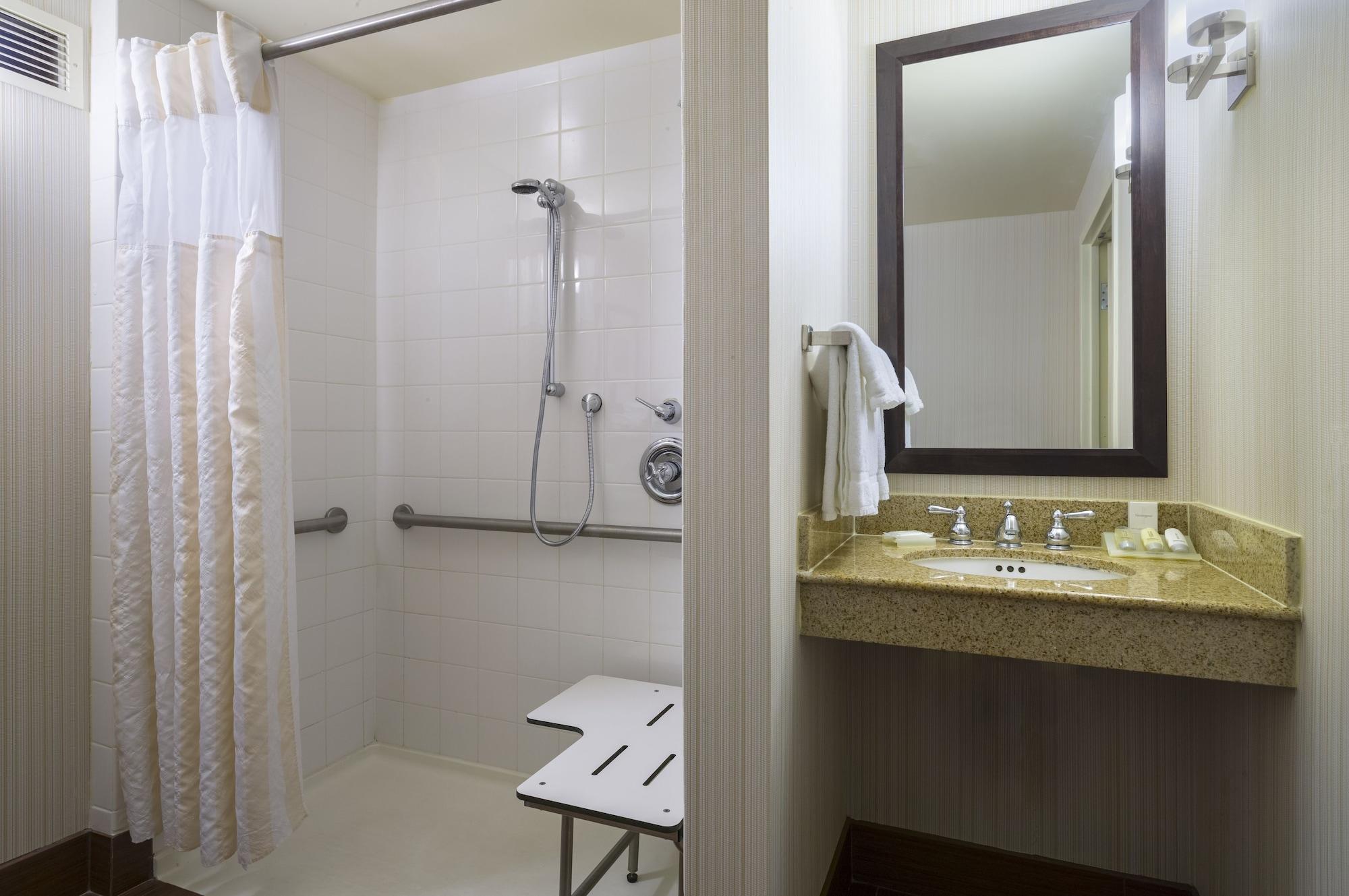 Hilton Garden Inn Edison/Raritan Center Luaran gambar