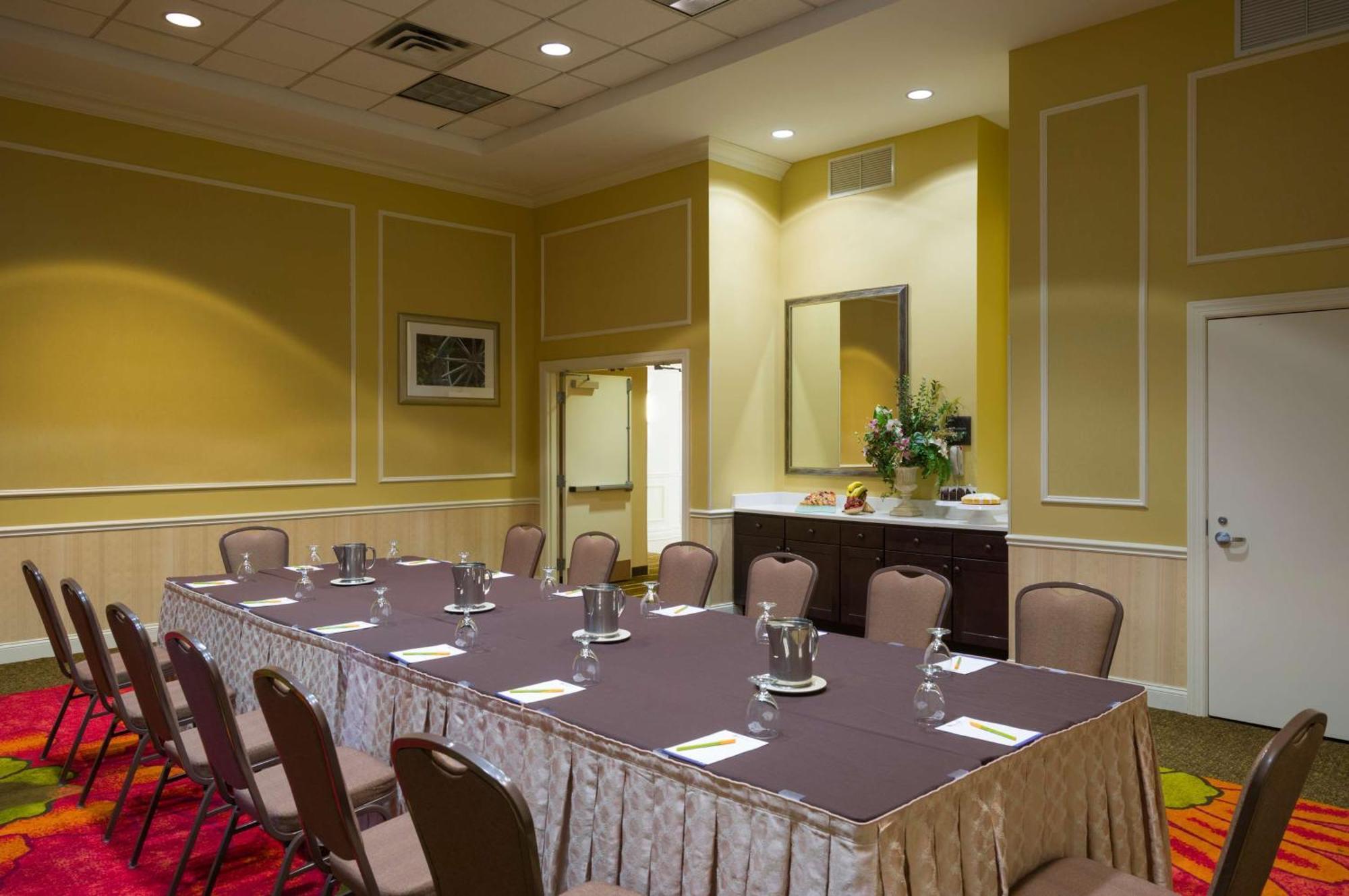 Hilton Garden Inn Edison/Raritan Center Luaran gambar